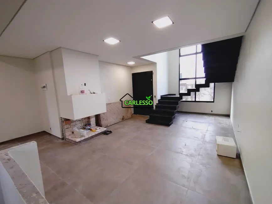 Casa com 3 quartos à venda, 167m2 em Pinheiro Machado, Santa Maria - RS - imagem 5 Foto 5 de Casa com 3 quartos à venda, 167m2 em Pinheiro Machado, Santa Maria - RS