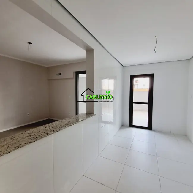 Foto 2 de Apartamento com 2 quartos à venda, 125m2 em Nossa Senhora Medianeira, Santa Maria - RS