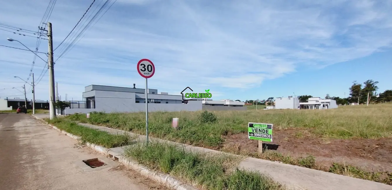 Foto 4 de Terreno / Lote à venda, 330m2 em Pinheiro Machado, Santa Maria - RS