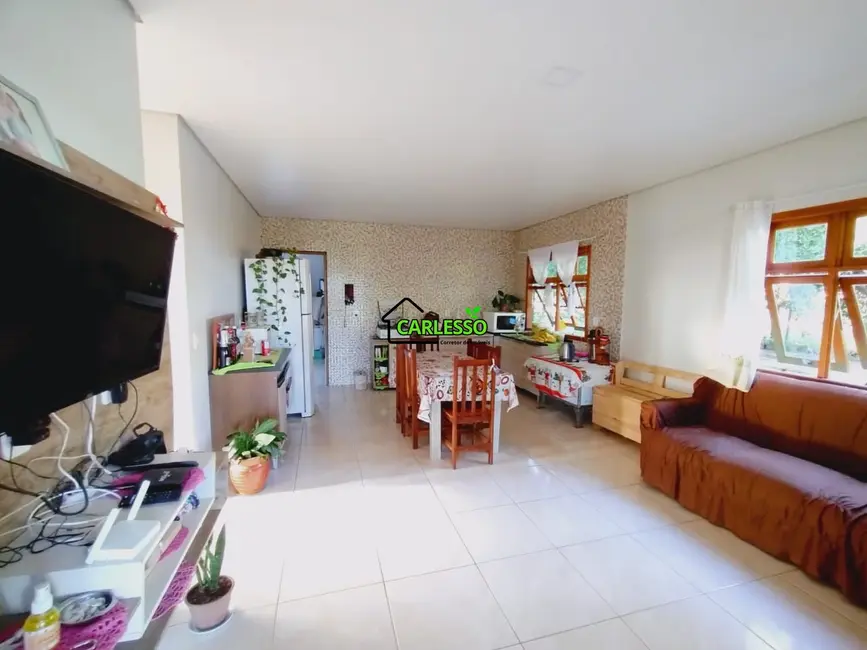 Foto 3 de Chácara com 3 quartos à venda, 100m2 em Santa Maria - RS