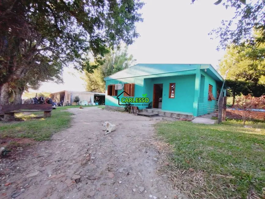 Foto 2 de Chácara com 3 quartos à venda, 100m2 em Santa Maria - RS