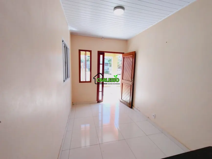 Casa com 3 quartos à venda, 160m2 em Julio De Castilhos - RS - imagem 5 Foto 5 de Casa com 3 quartos à venda, 160m2 em Julio De Castilhos - RS