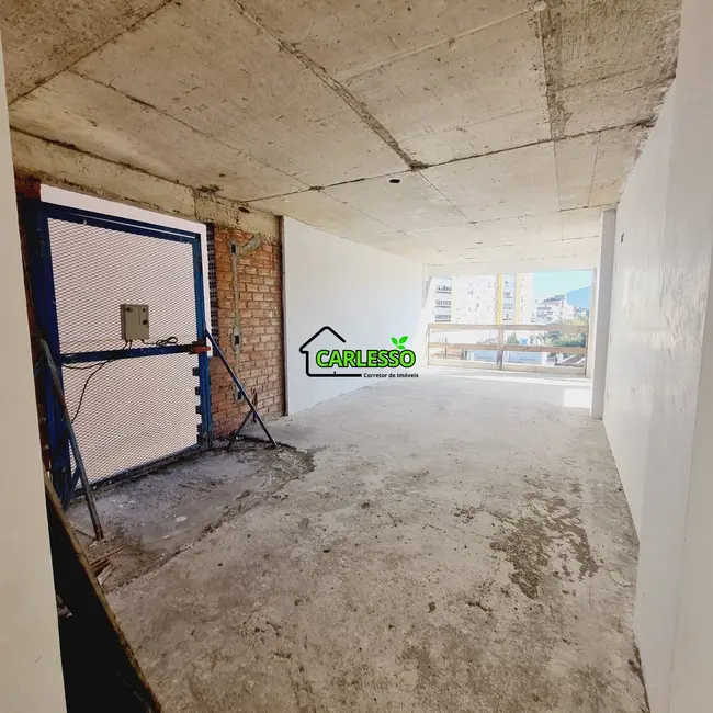 Apartamento com 3 quartos à venda, 140m2 em Nossa Senhora de Fátima, Santa Maria - RS - imagem 5 Foto 5 de Apartamento com 3 quartos à venda, 140m2 em Nossa Senhora de Fátima, Santa Maria - RS