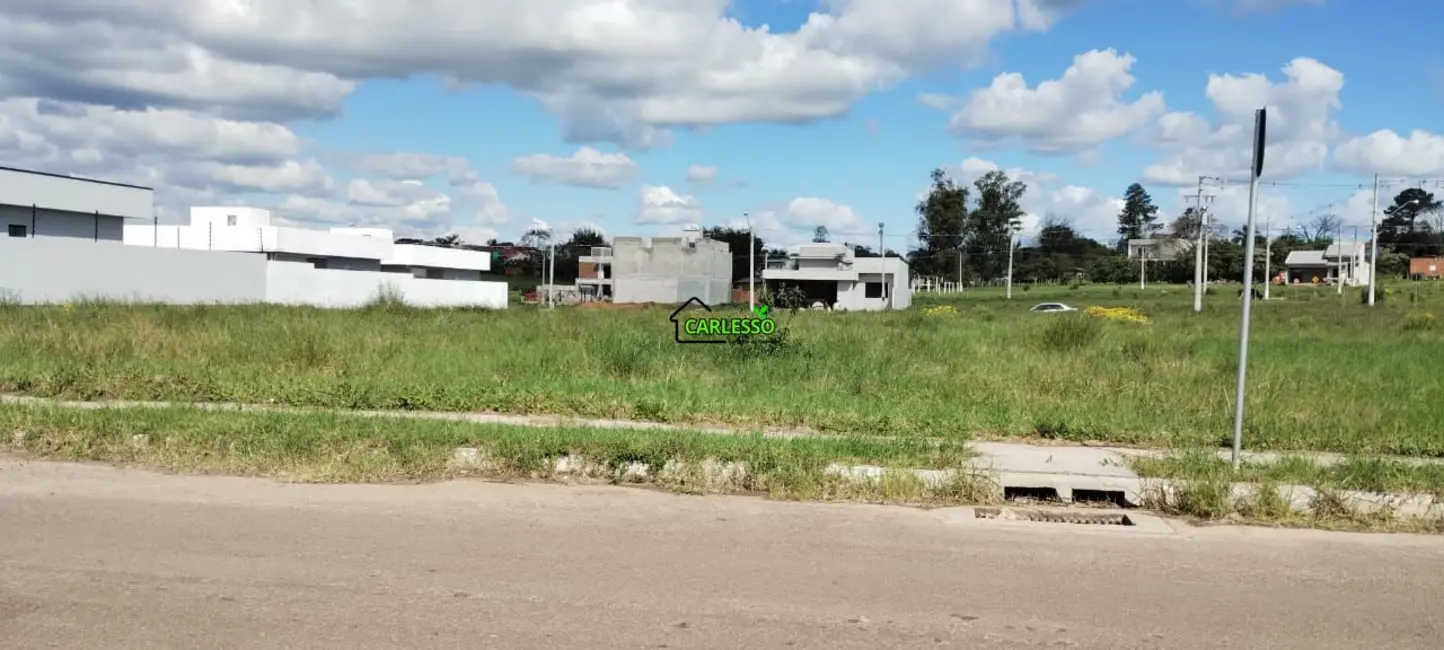 Foto 4 de Terreno / Lote à venda, 330m2 em Pinheiro Machado, Santa Maria - RS