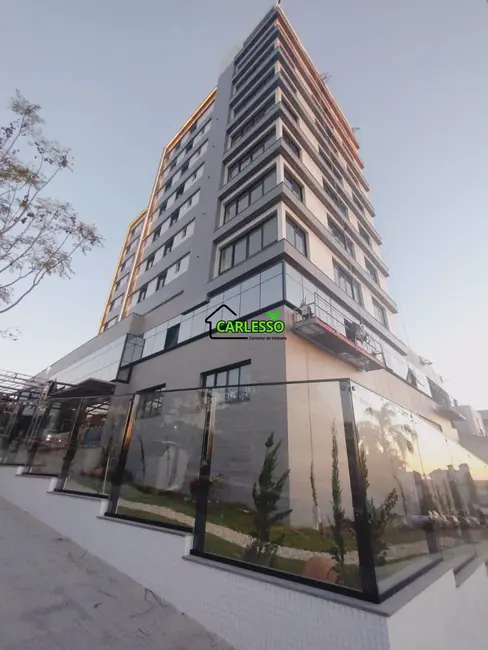 Foto 5 de Apartamento com 3 quartos à venda, 135m2 em Nossa Senhora de Lourdes, Santa Maria - RS