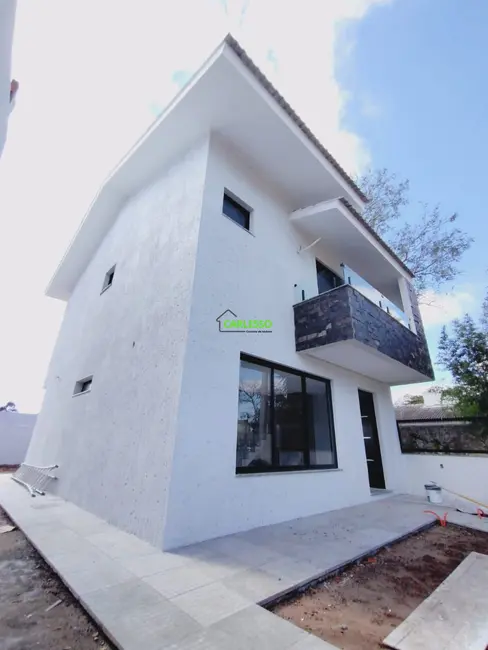 Foto 1 de Casa com 3 quartos à venda, 120m2 em Diácono João Luiz Pozzobon, Santa Maria - RS