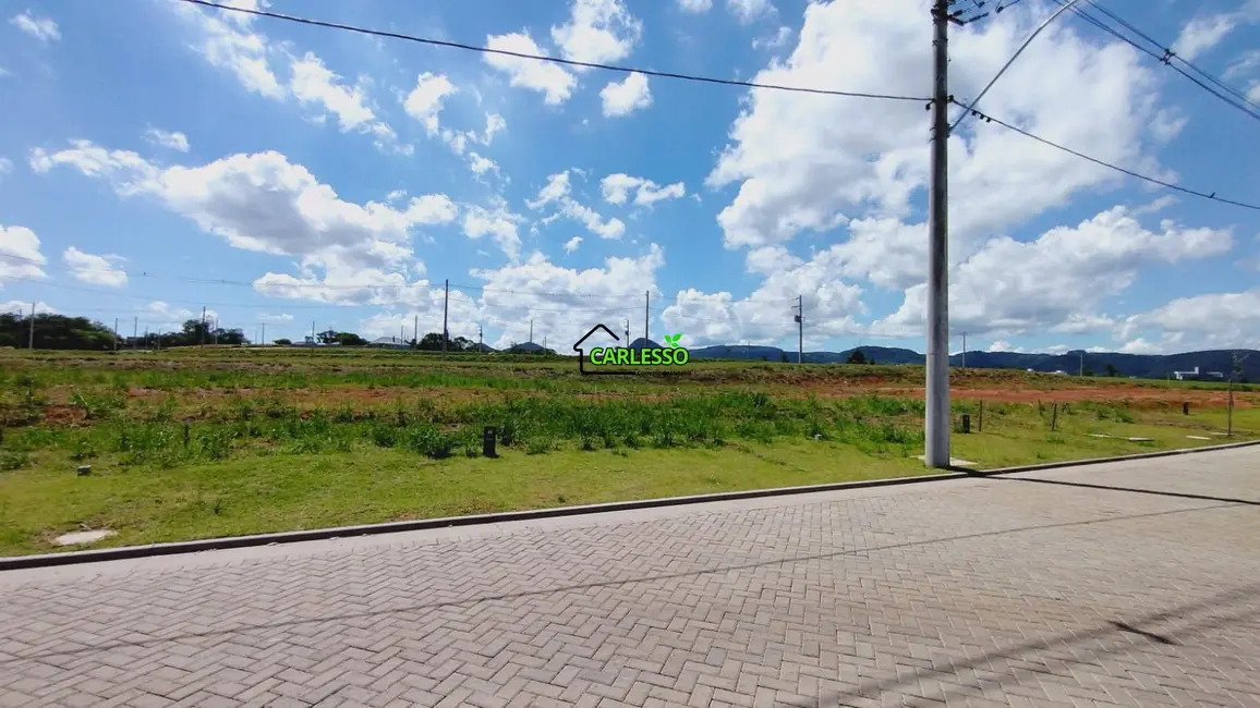 Foto 1 de Terreno / Lote à venda, 300m2 em Camobi, Santa Maria - RS