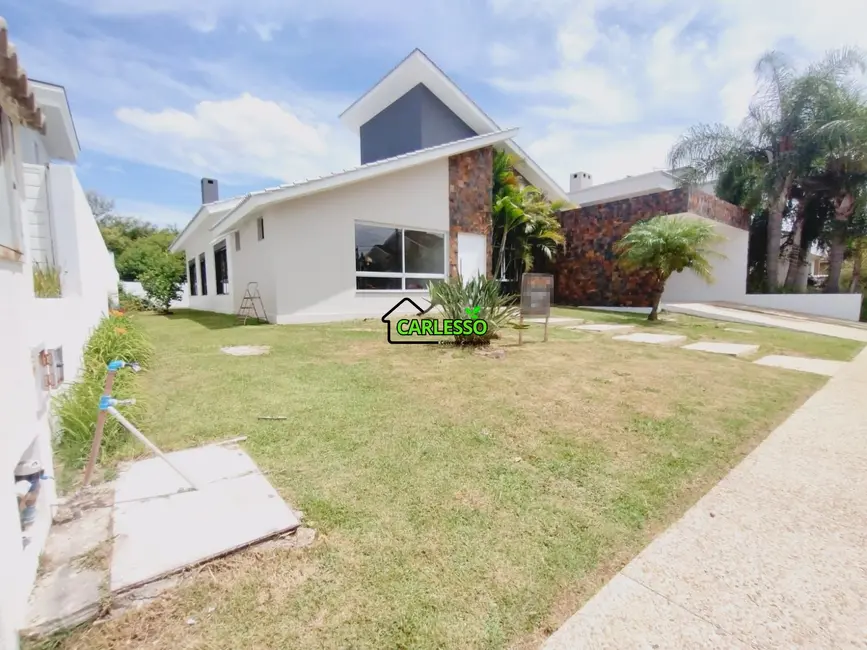 Foto 1 de Casa com 4 quartos à venda, 255m2 em São José, Santa Maria - RS