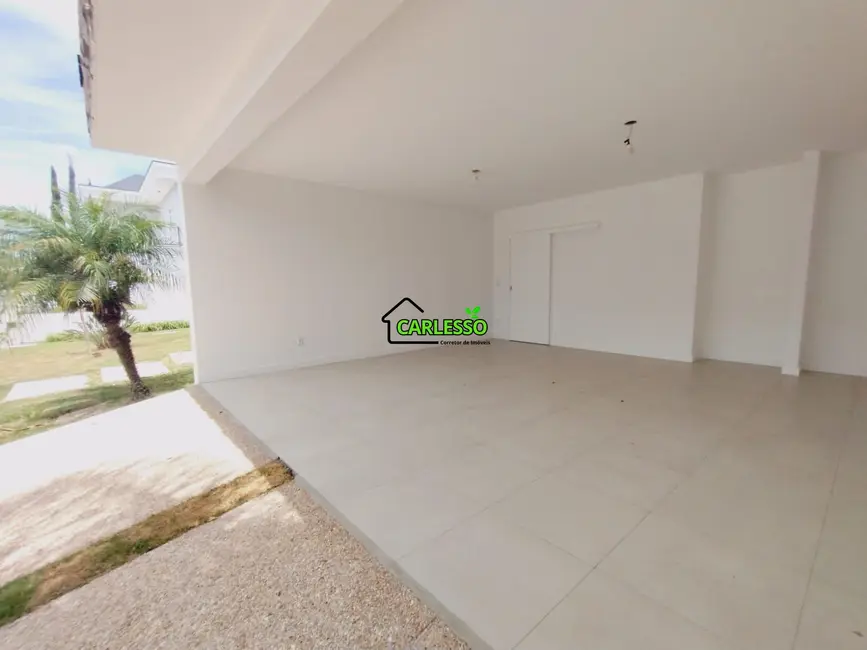 Foto 4 de Casa com 4 quartos à venda, 255m2 em São José, Santa Maria - RS