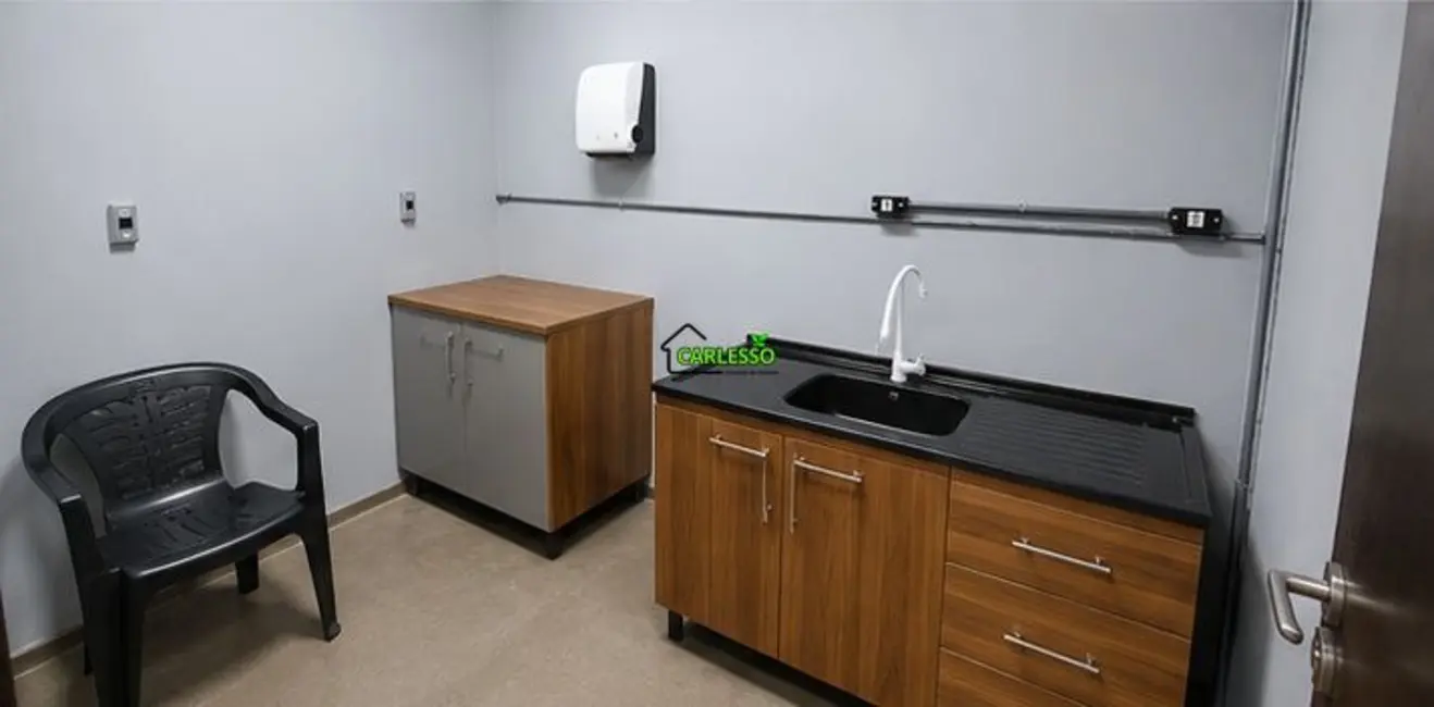 Armazém / Galpão com 3 quartos para alugar, 600m2 em Camobi, Santa Maria - RS - imagem 8 Foto 8 de Armazém / Galpão com 3 quartos para alugar, 600m2 em Camobi, Santa Maria - RS