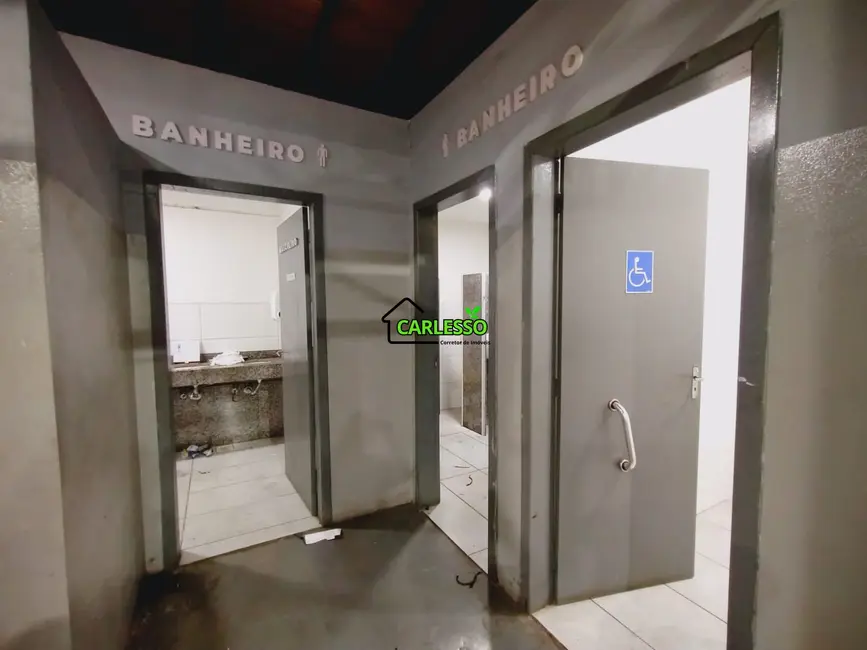 Armazém / Galpão com 3 quartos para alugar, 600m2 em Camobi, Santa Maria - RS - imagem 9 Foto 9 de Armazém / Galpão com 3 quartos para alugar, 600m2 em Camobi, Santa Maria - RS
