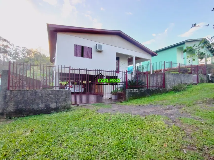 Foto 1 de Casa com 3 quartos à venda, 167m2 em Santa Maria - RS