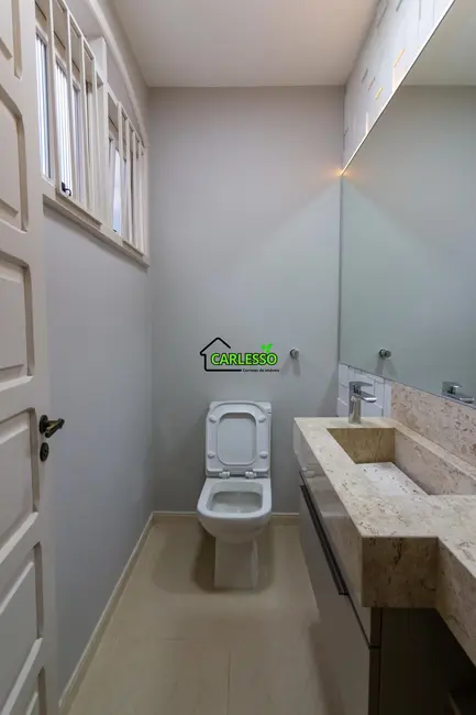 Casa com 4 quartos à venda, 421m2 em Nossa Senhora de Lourdes, Santa Maria - RS - imagem 9 Foto 9 de Casa com 4 quartos à venda, 421m2 em Nossa Senhora de Lourdes, Santa Maria - RS