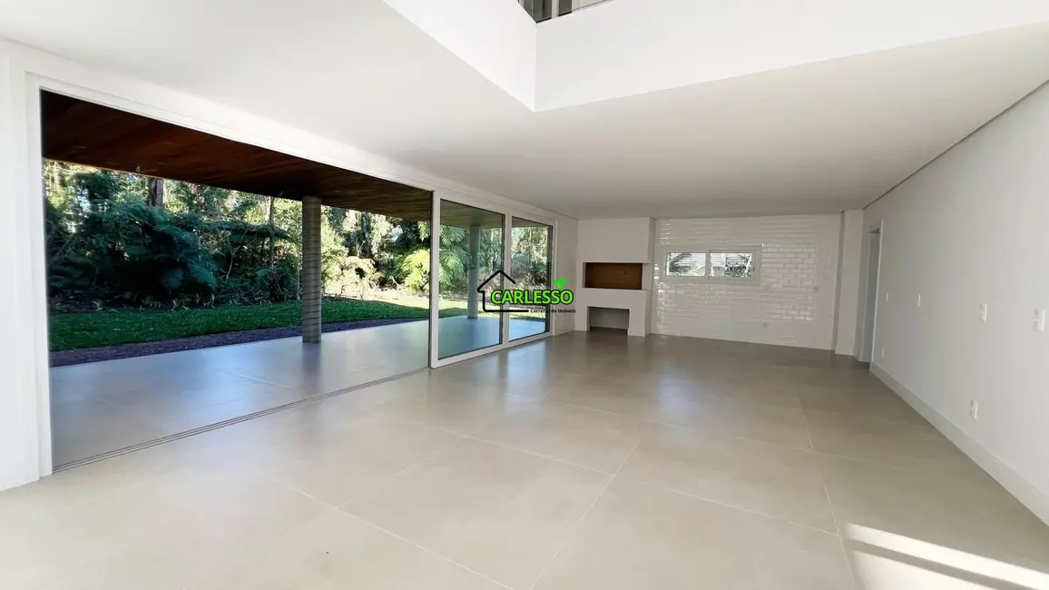 Foto 5 de Casa com 3 quartos à venda, 355m2 em Gramado - RS