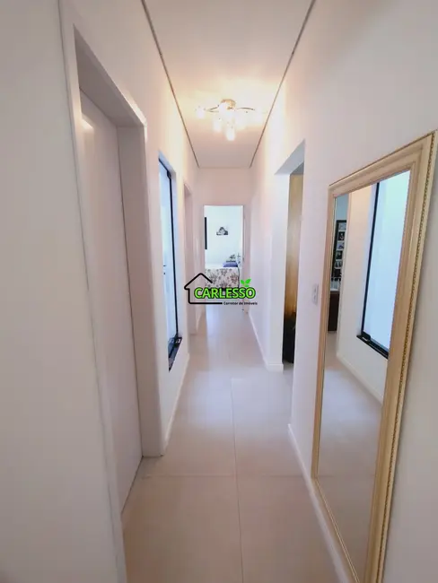 Casa com 3 quartos à venda, 132m2 em Pinheiro Machado, Santa Maria - RS - imagem 8 Foto 8 de Casa com 3 quartos à venda, 132m2 em Pinheiro Machado, Santa Maria - RS