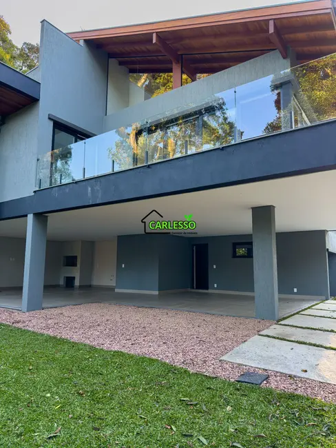Foto 9 de Casa com 3 quartos à venda, 318m2 em Gramado - RS