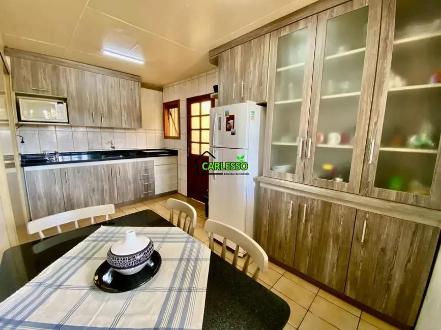 Casa com 2 quartos à venda, 151m2 em Tancredo Neves, Santa Maria - RS - imagem 9 Foto 9 de Casa com 2 quartos à venda, 151m2 em Tancredo Neves, Santa Maria - RS