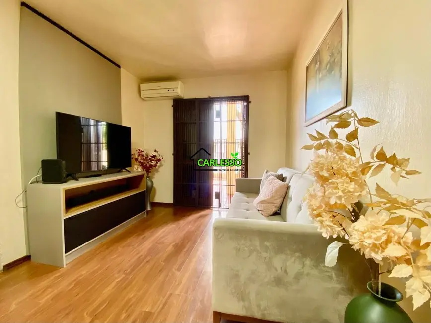 Casa com 2 quartos à venda, 151m2 em Tancredo Neves, Santa Maria - RS - imagem 7 Foto 7 de Casa com 2 quartos à venda, 151m2 em Tancredo Neves, Santa Maria - RS