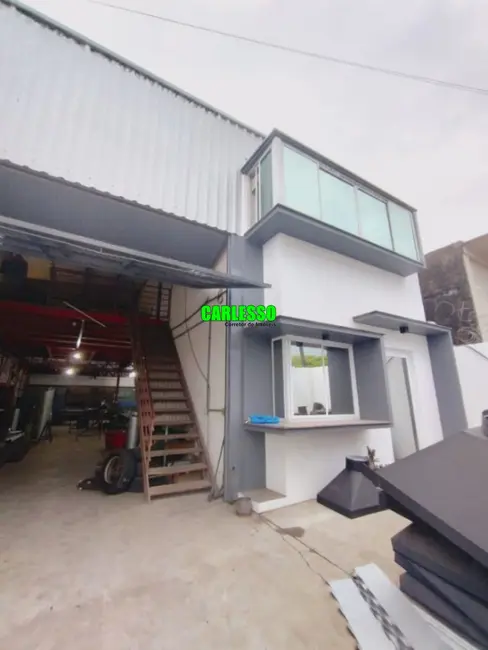 Foto 1 de Armazém / Galpão com 1 quarto à venda, 200m2 em Patronato, Santa Maria - RS