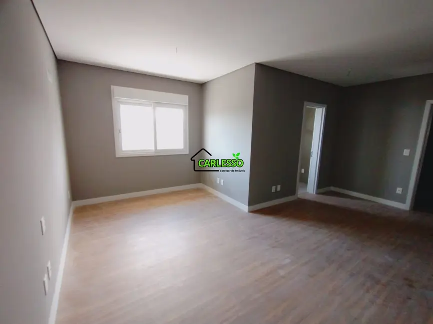 Foto 9 de Apartamento com 3 quartos à venda, 125m2 em Nossa Senhora de Lourdes, Santa Maria - RS