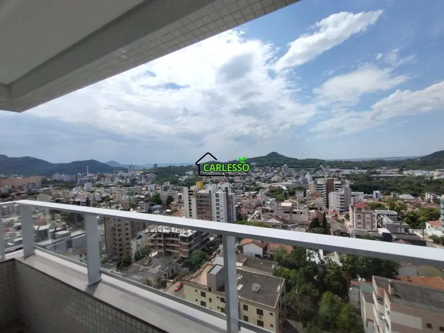 Foto 3 de Apartamento com 3 quartos à venda, 121m2 em Nossa Senhora de Lourdes, Santa Maria - RS