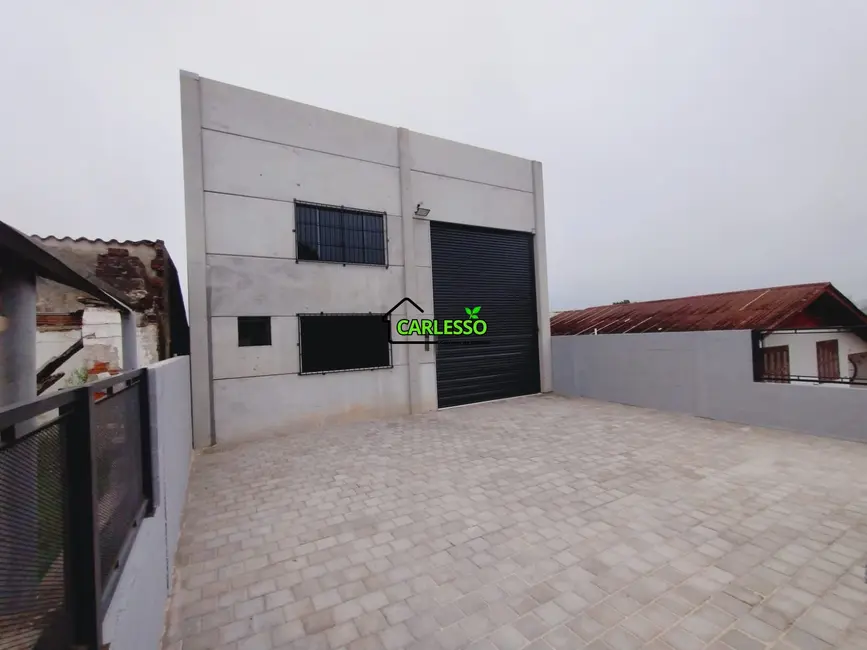 Armazém / Galpão para alugar, 200m2 em Juscelino Kubitschek, Santa Maria - RS - imagem 1 Foto 1 de Armazém / Galpão para alugar, 200m2 em Juscelino Kubitschek, Santa Maria - RS