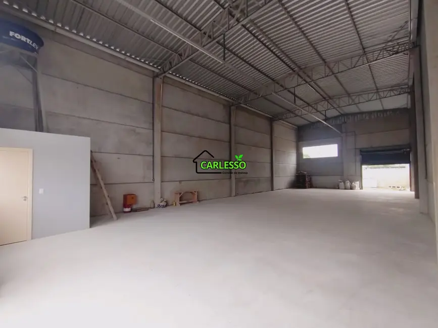 Armazém / Galpão para alugar, 200m2 em Juscelino Kubitschek, Santa Maria - RS - imagem 5 Foto 5 de Armazém / Galpão para alugar, 200m2 em Juscelino Kubitschek, Santa Maria - RS