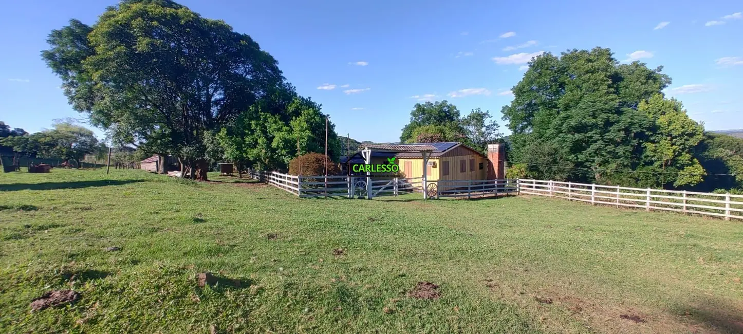 Foto 1 de Chácara com 4 quartos à venda, 60m2 em Santiago - RS