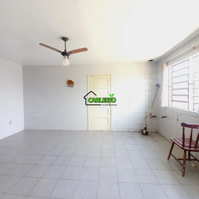 Casa com 4 quartos à venda, 171m2 em Pinheiro Machado, Santa Maria - RS - imagem 8 Foto 8 de Casa com 4 quartos à venda, 171m2 em Pinheiro Machado, Santa Maria - RS