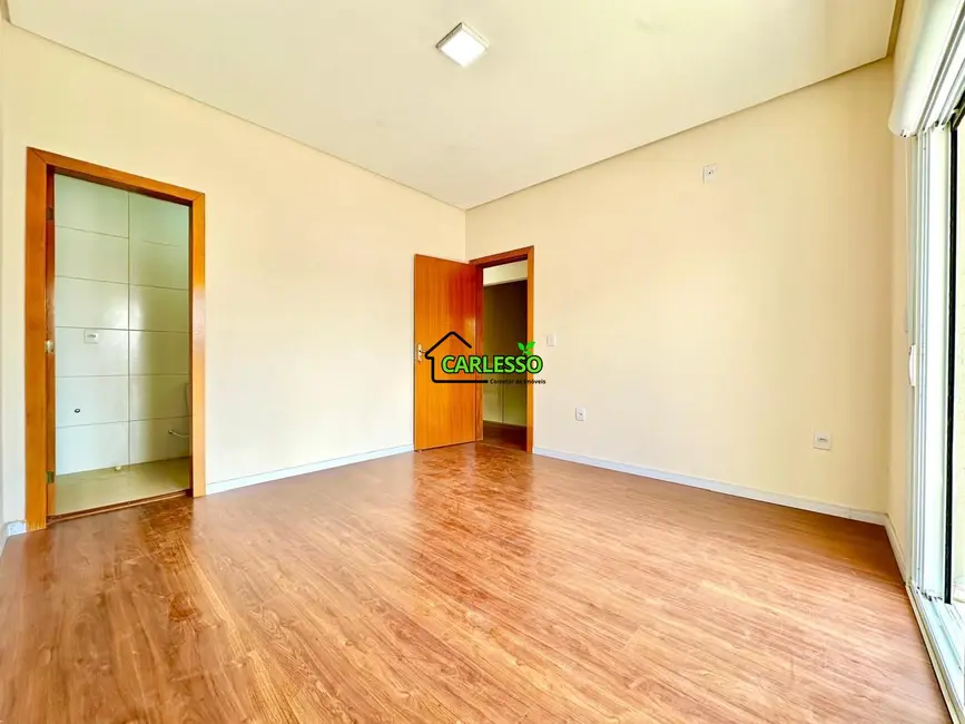 Casa com 3 quartos à venda, 144m2 em Pinheiro Machado, Santa Maria - RS - imagem 9 Foto 9 de Casa com 3 quartos à venda, 144m2 em Pinheiro Machado, Santa Maria - RS