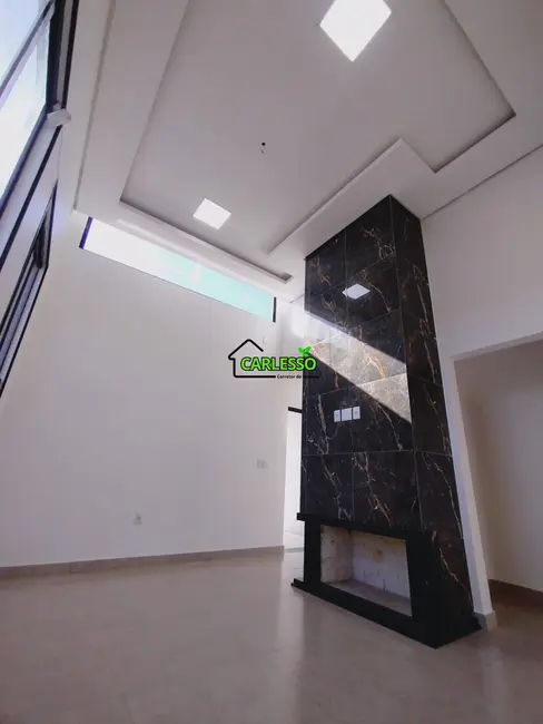 Casa com 3 quartos à venda, 160m2 em Pinheiro Machado, Santa Maria - RS - imagem 6 Foto 6 de Casa com 3 quartos à venda, 160m2 em Pinheiro Machado, Santa Maria - RS