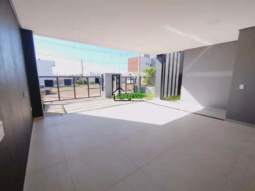 Casa com 3 quartos à venda, 160m2 em Pinheiro Machado, Santa Maria - RS - imagem 4 Foto 4 de Casa com 3 quartos à venda, 160m2 em Pinheiro Machado, Santa Maria - RS
