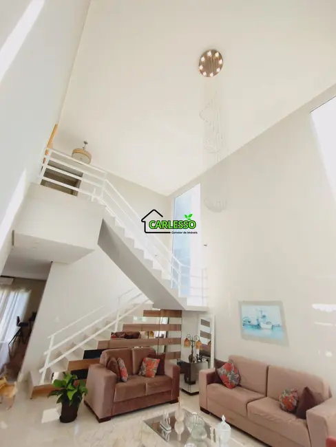 Casa com 4 quartos à venda, 434m2 em Camobi, Santa Maria - RS - imagem 5 Foto 5 de Casa com 4 quartos à venda, 434m2 em Camobi, Santa Maria - RS