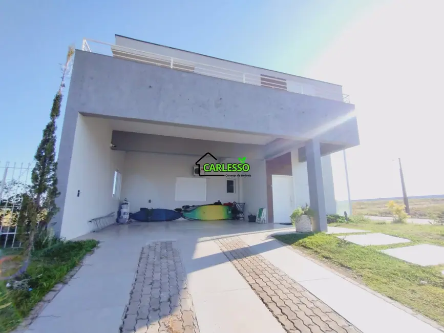 Casa com 4 quartos à venda, 434m2 em Camobi, Santa Maria - RS - imagem 4 Foto 4 de Casa com 4 quartos à venda, 434m2 em Camobi, Santa Maria - RS