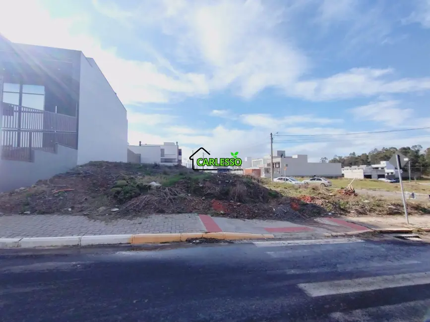 Foto 1 de Terreno / Lote à venda, 527m2 em São José, Santa Maria - RS