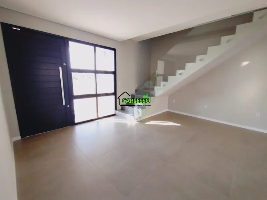 Foto 6 de Casa com 3 quartos à venda, 166m2 em Camobi, Santa Maria - RS