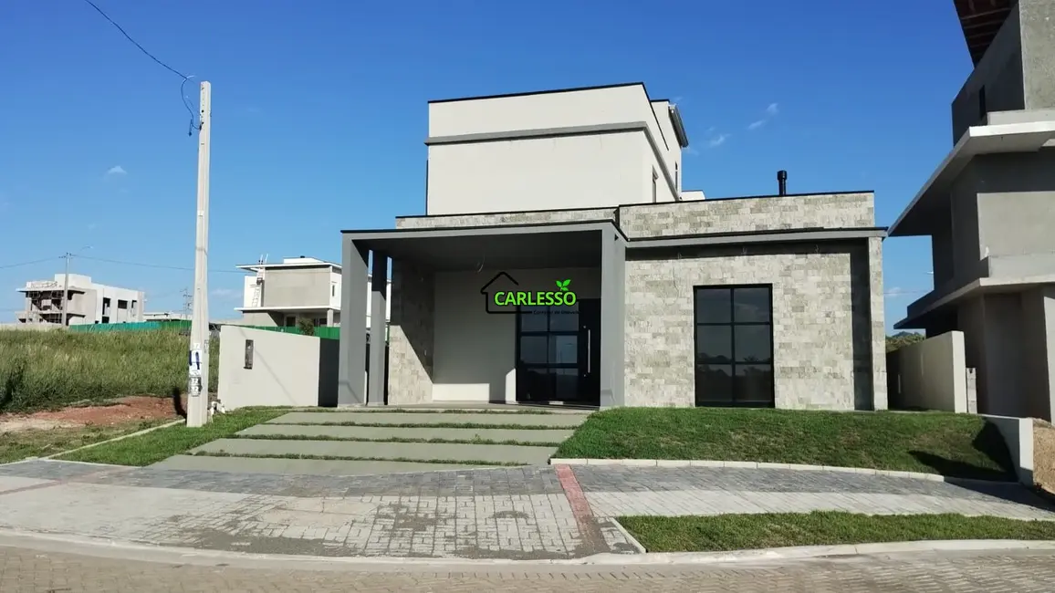 Foto 3 de Casa com 3 quartos à venda, 166m2 em Camobi, Santa Maria - RS