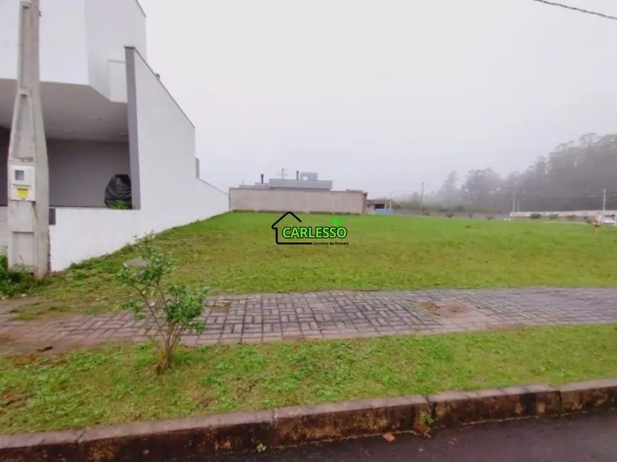 Foto 1 de Terreno / Lote à venda, 357m2 em Camobi, Santa Maria - RS