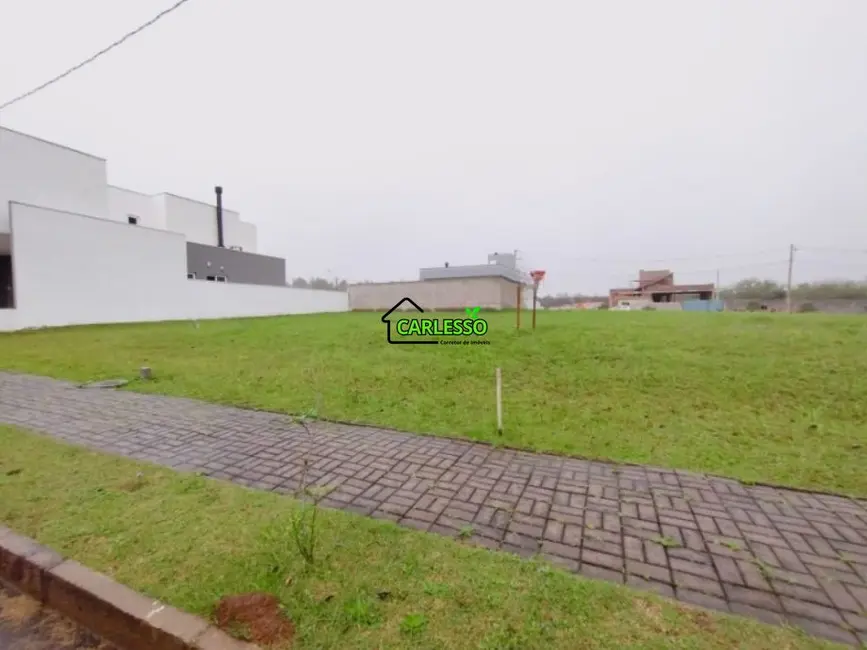 Foto 2 de Terreno / Lote à venda, 357m2 em Camobi, Santa Maria - RS