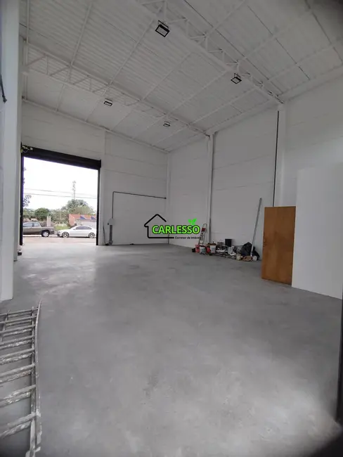 Foto 3 de Armazém / Galpão com 1 quarto para alugar, 95m2 em Urlândia, Santa Maria - RS