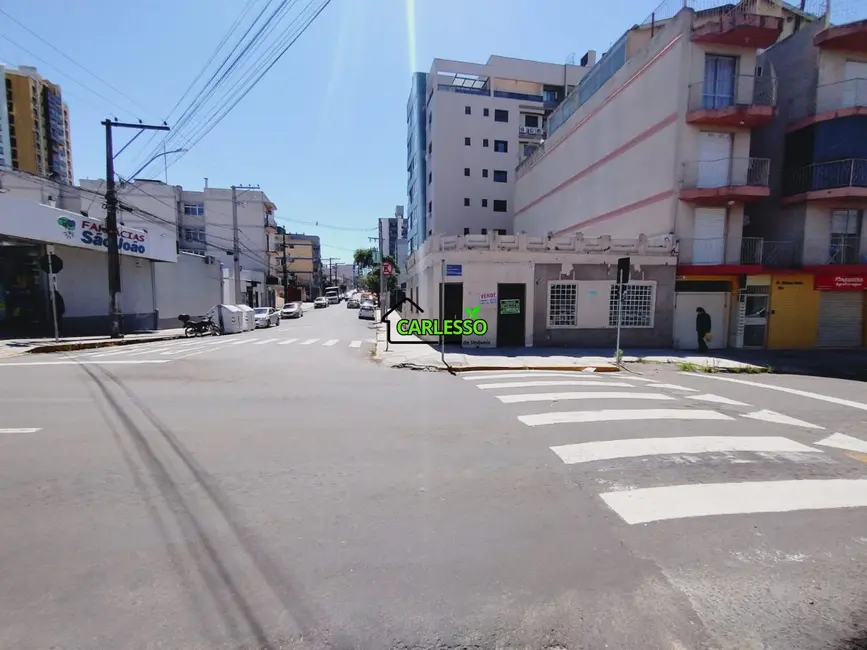 Foto 3 de Loja com 2 quartos à venda, 157m2 em Nossa Senhora de Fátima, Santa Maria - RS