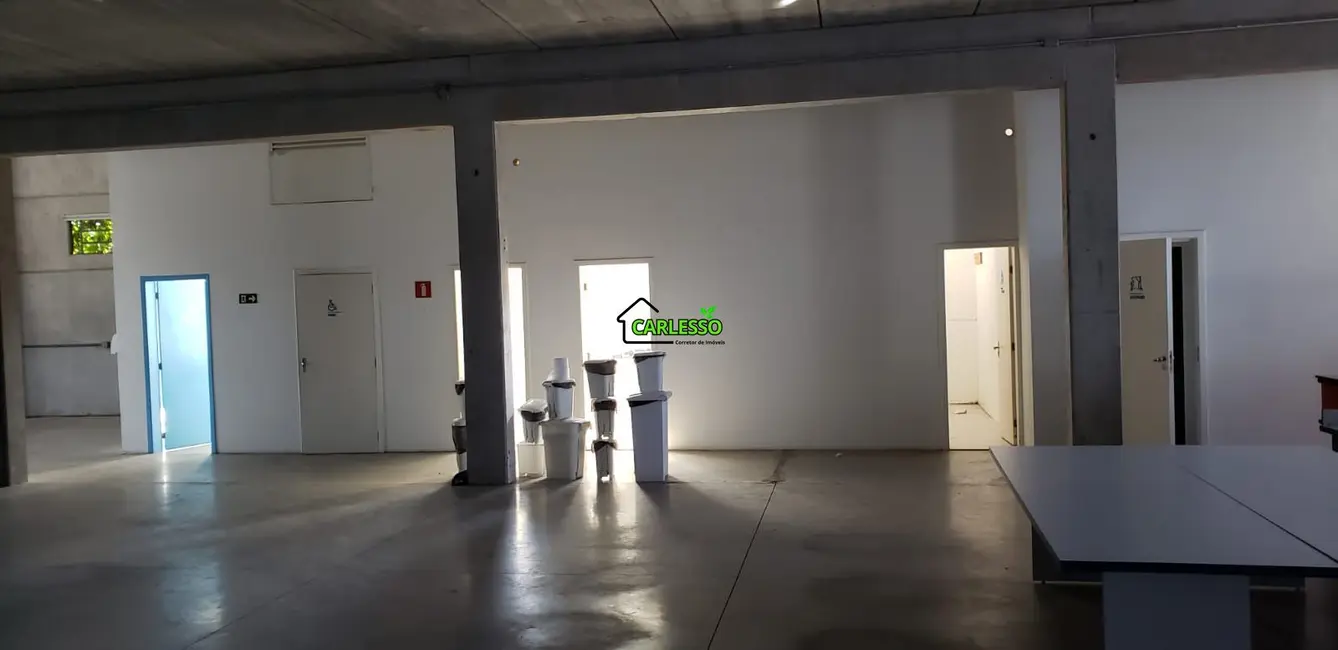 Armazém / Galpão com 3 quartos para alugar, 1000m2 em Urlândia, Santa Maria - RS - imagem 9 Foto 9 de Armazém / Galpão com 3 quartos para alugar, 1000m2 em Urlândia, Santa Maria - RS