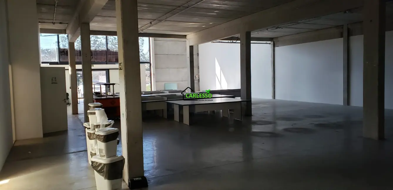 Armazém / Galpão com 3 quartos para alugar, 1000m2 em Urlândia, Santa Maria - RS - imagem 5 Foto 5 de Armazém / Galpão com 3 quartos para alugar, 1000m2 em Urlândia, Santa Maria - RS