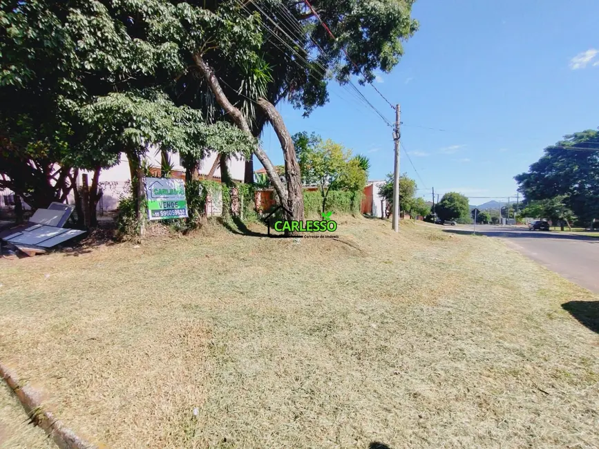 Foto 2 de Terreno / Lote à venda, 300m2 em Santa Maria - RS