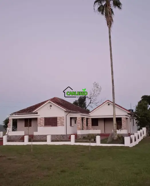 Foto 2 de Chácara com 3 quartos à venda, 110m2 em Centro, Dona Francisca - RS