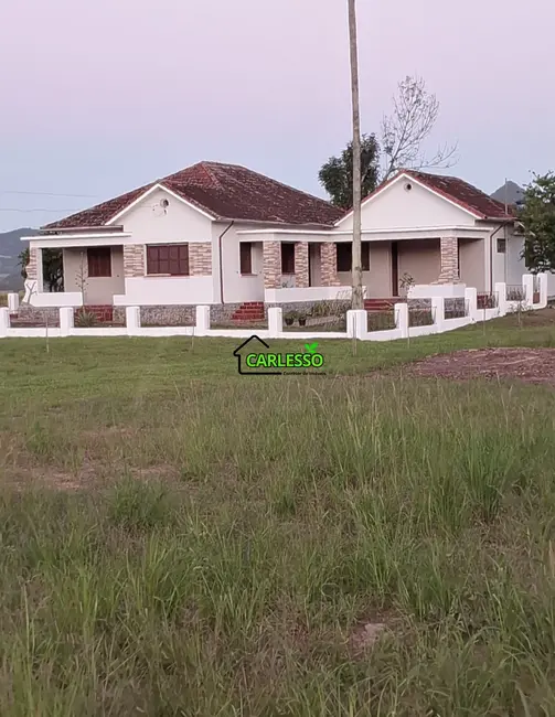 Foto 1 de Chácara com 3 quartos à venda, 110m2 em Centro, Dona Francisca - RS