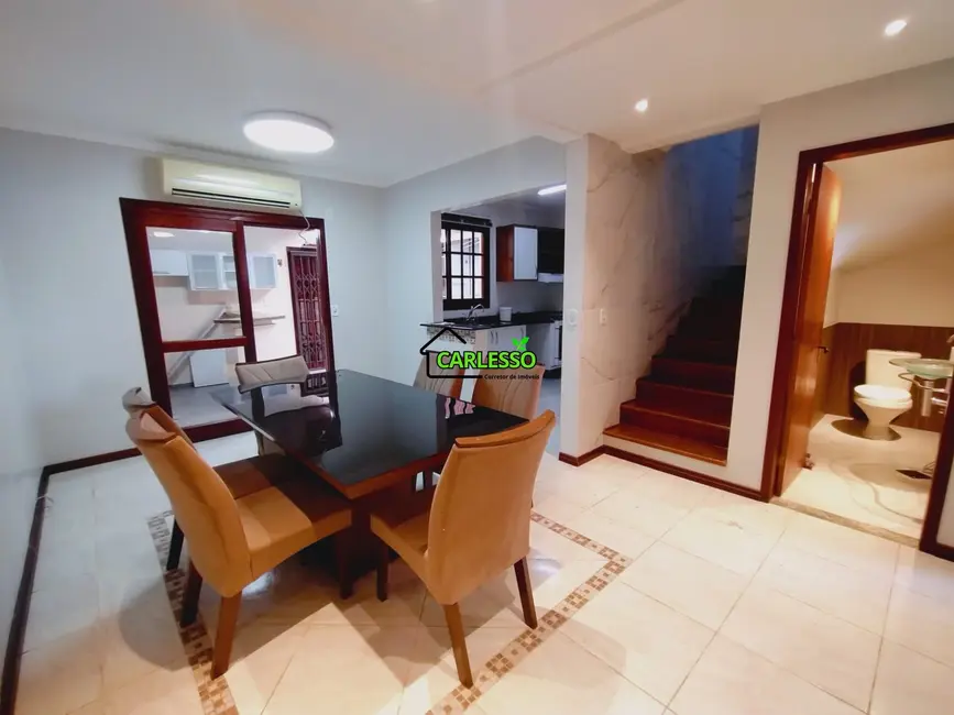Foto 8 de Casa com 3 quartos à venda, 135m2 em Camobi, Santa Maria - RS