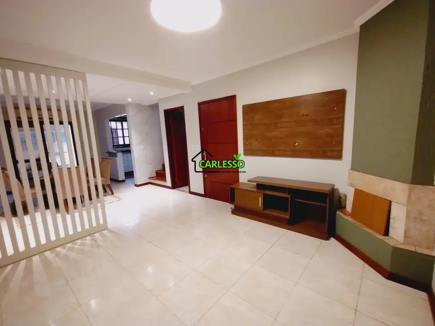 Foto 4 de Casa com 3 quartos à venda, 135m2 em Camobi, Santa Maria - RS