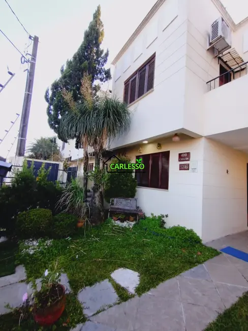 Foto 2 de Casa com 3 quartos à venda, 135m2 em Camobi, Santa Maria - RS
