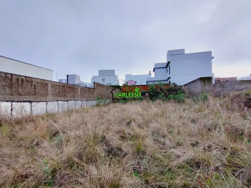 Foto 3 de Terreno / Lote à venda, 354m2 em São José, Santa Maria - RS